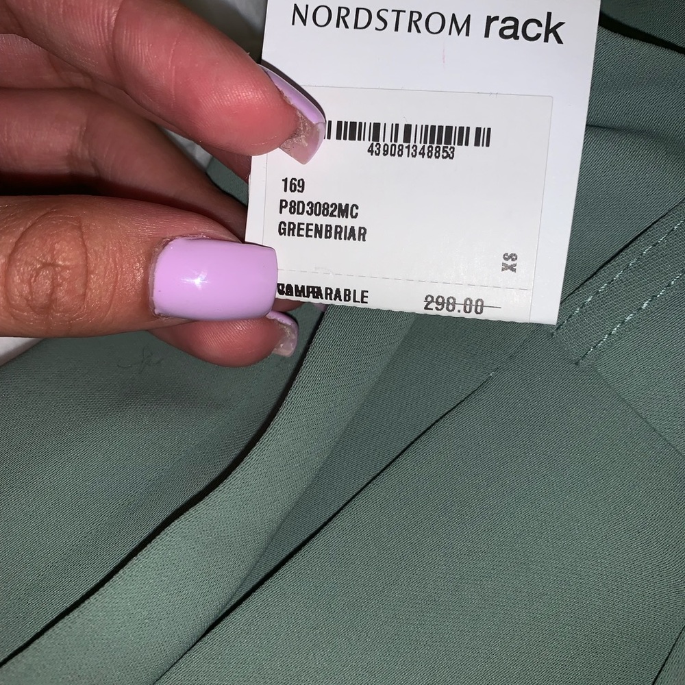 Parker Shorts - Picture 2 of 2